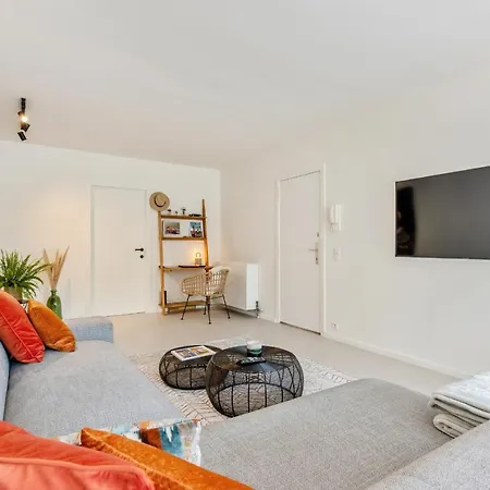 Appartement Beautifully Renovated Appt With Big Cosy Terrace à Knokke-Le-Zoute Extérieur photo
