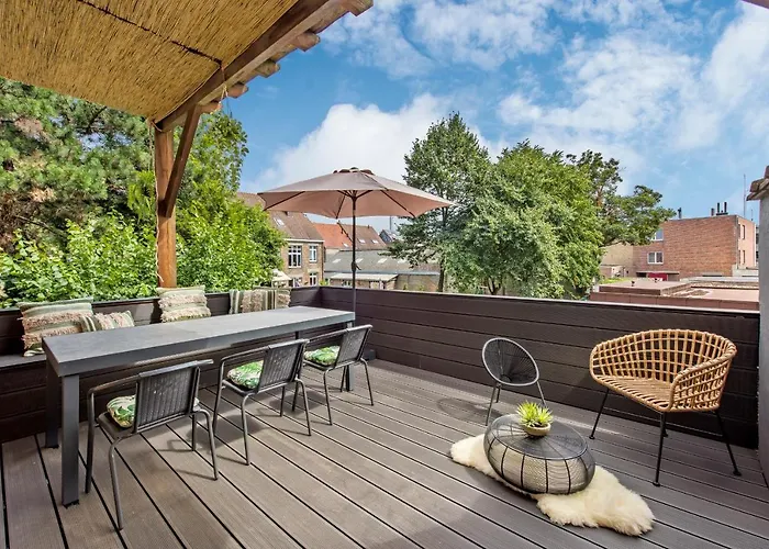 Beautifully Renovated Appt With Big Cosy Terrace
